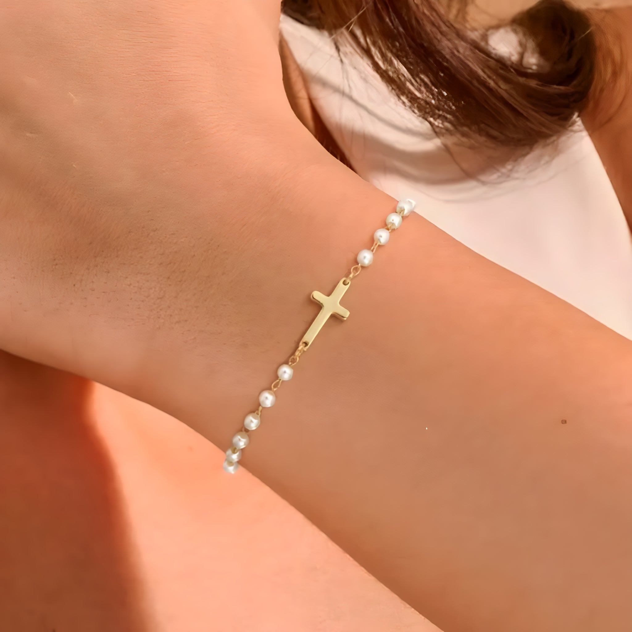 PULSERA CRUZ Y PERLAS